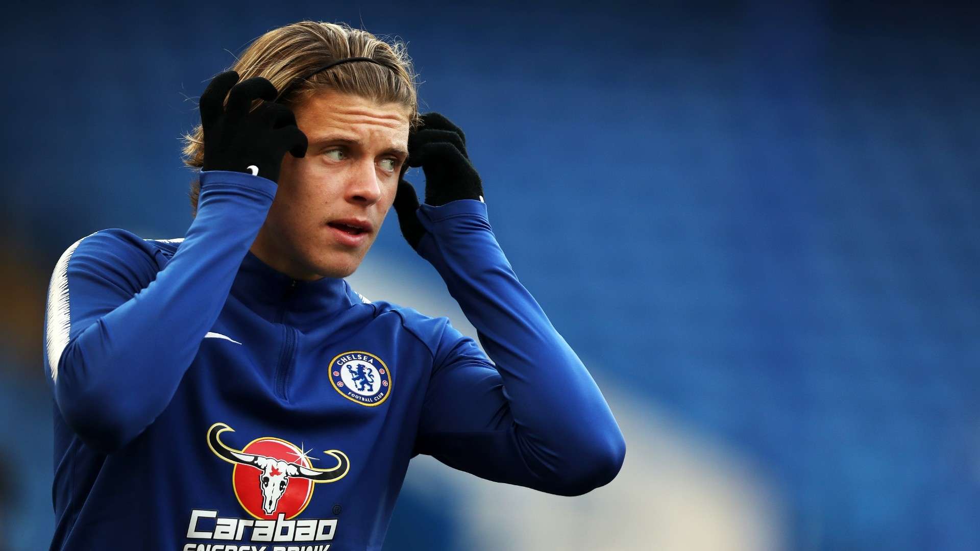 多人对他的 多人对他的